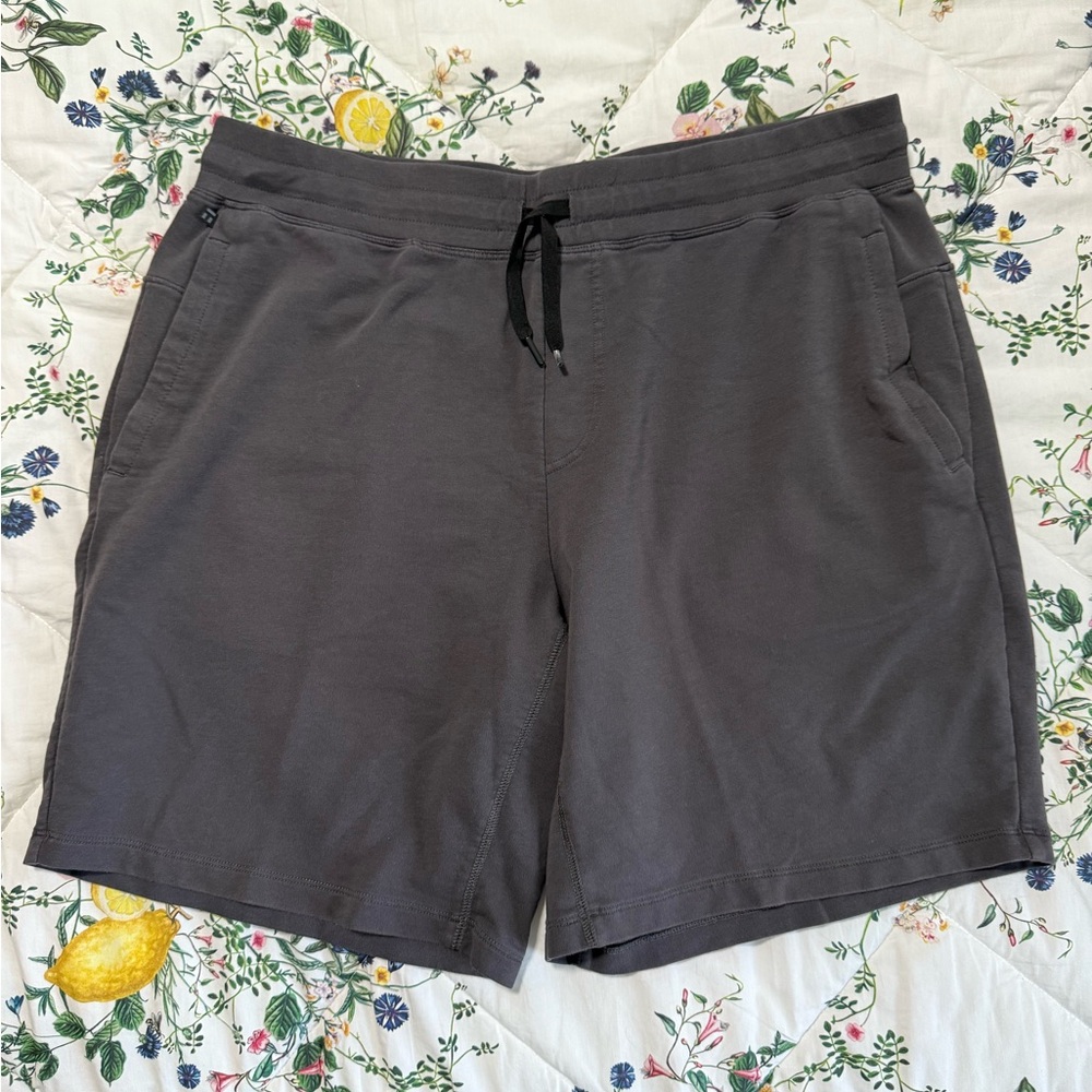 Tommy John The Go Anywhere Collection Men's Shorts Size Large Black